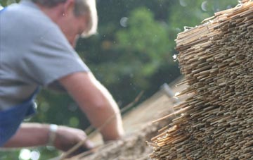 professional Upper Froyle thatchers